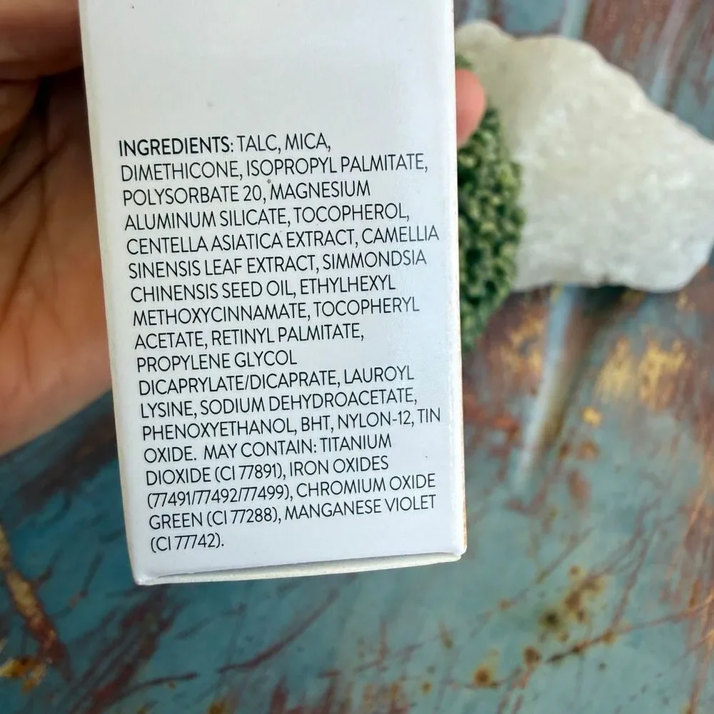 Laura Geller Baked Balance-n-Brighten Color Correcting Foundation FAIR NIB
